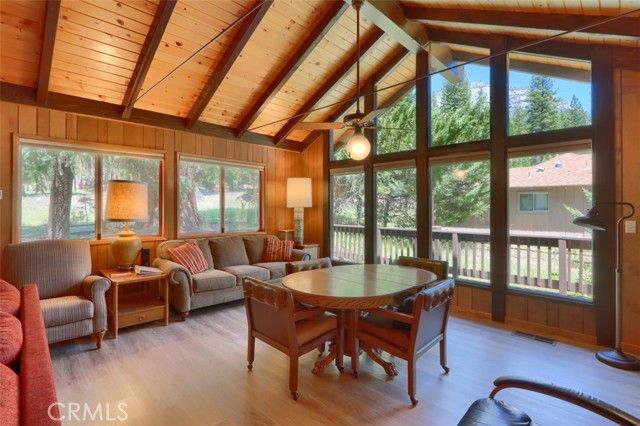 8067 Chilnualna Falls Road, Wawona, CA 95389