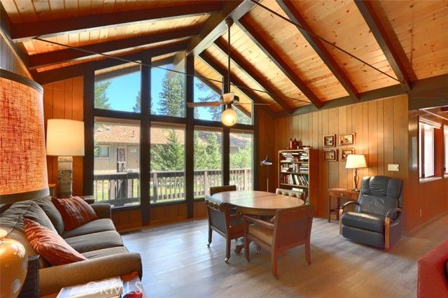 8067 Chilnualna Falls Road, Wawona, CA 95389