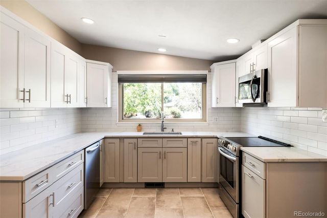 6044 S Fairfield Street, Littleton, CO 80120