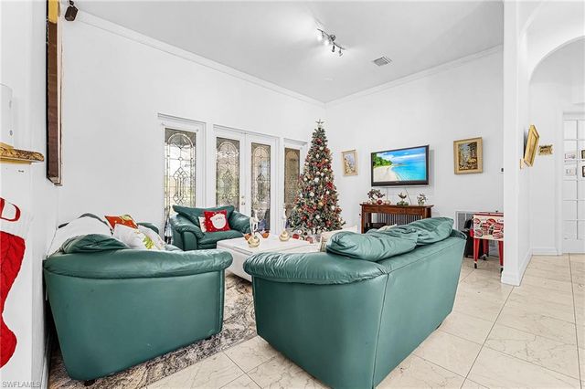 6451 River Club CT, North Fort Myers, FL 33917