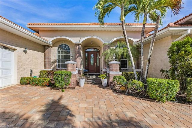 6451 River Club CT, North Fort Myers, FL 33917