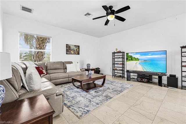 6451 River Club CT, North Fort Myers, FL 33917