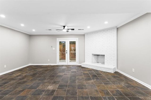 1777 TWIN BROOKS SE Drive, Marietta, GA 30067