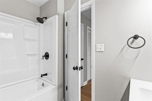 1777 TWIN BROOKS SE Drive, Marietta, GA 30067