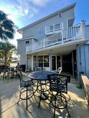 32875 Rivergate Cir #1, Springfield, LA 70462