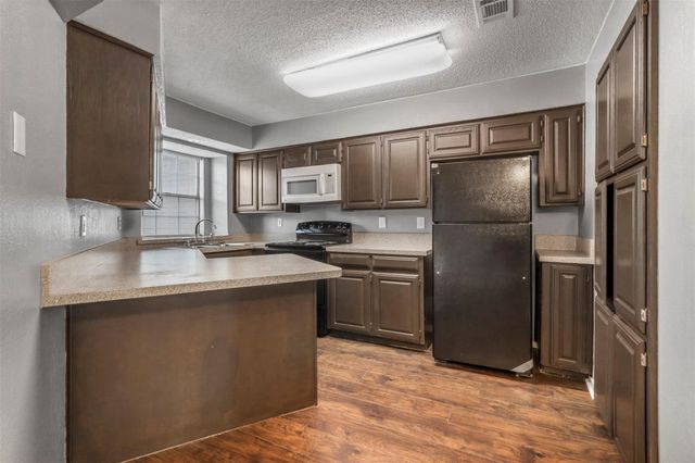 814 Custer Street, Arlington, TX 76014