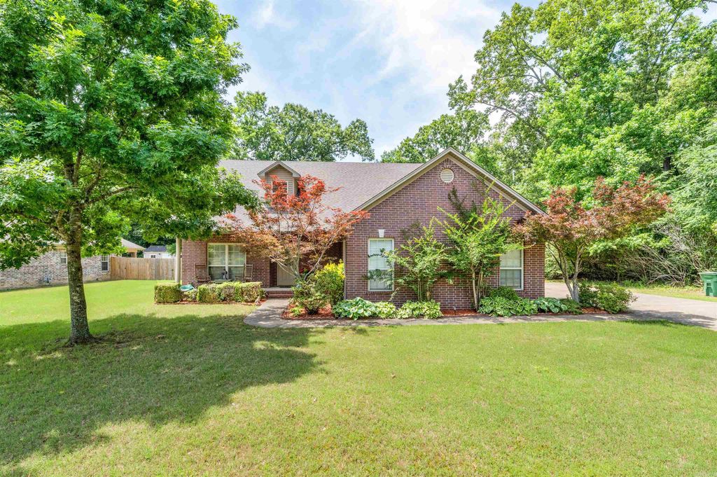 129 Antler Way Drive, North Little Rock, AR 72120
