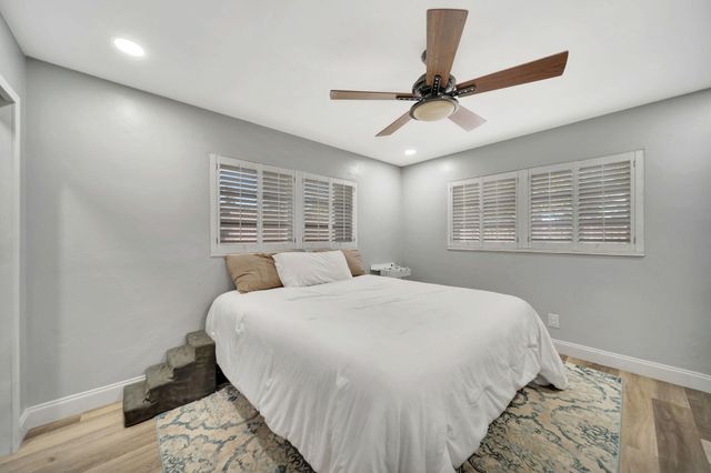 831 NW 39th Street, Oakland Park, FL 33309