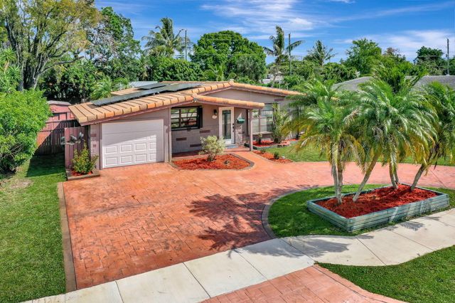 831 NW 39th Street, Oakland Park, FL 33309