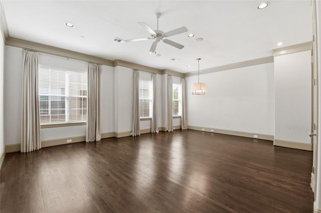 4031 Bellefontaine Street 102, Houston, TX 77025