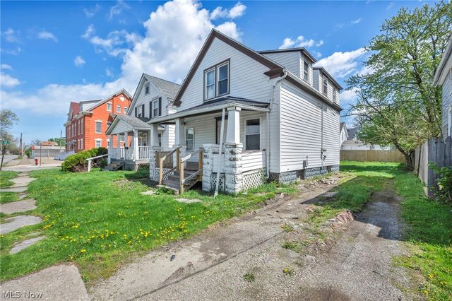 2917 Apple Avenue, Lorain, OH 44055