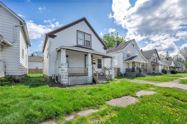 2917 Apple Avenue, Lorain, OH 44055