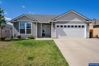 2003 13th St SW, Albany, OR 97321