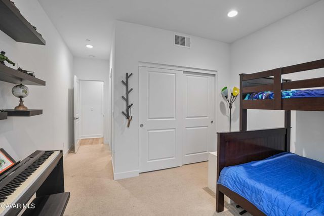 3936 Saddle Drive, Palmdale, CA 93551