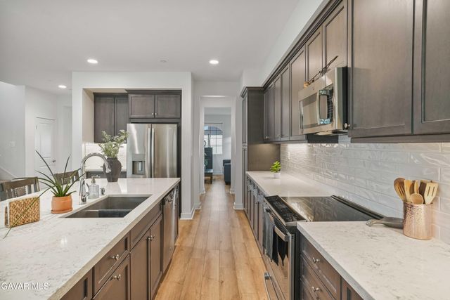 3936 Saddle Drive, Palmdale, CA 93551