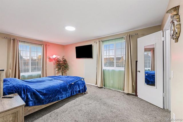 34720 Huntley Drive 22, Sterling Heights, MI 48312