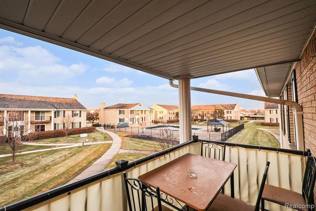 34720 Huntley Drive 22, Sterling Heights, MI 48312