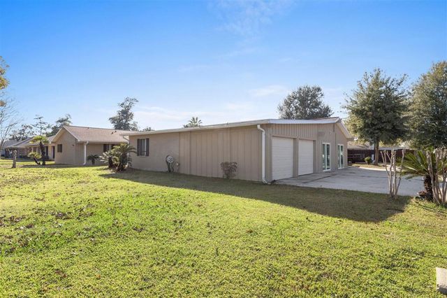 4900 E Saint Charles Avenue, Lake Charles, LA 70605