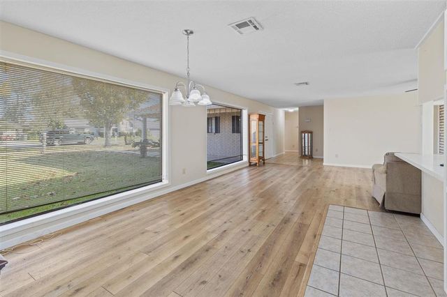 4900 E Saint Charles Avenue, Lake Charles, LA 70605