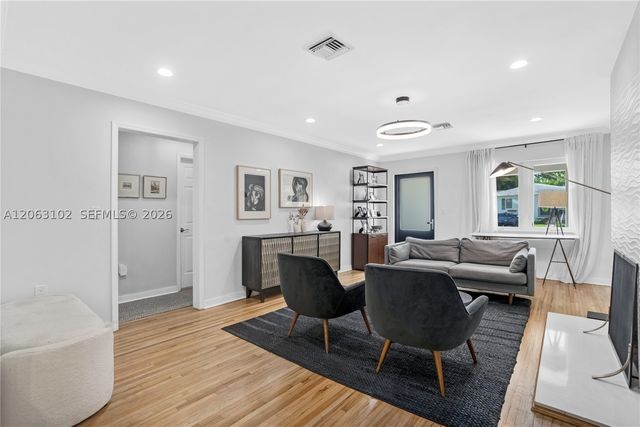 507 Sevilla Ave, Coral Gables, FL 33134
