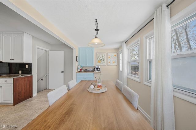 4040 Burton Drive, Stow, OH 44224