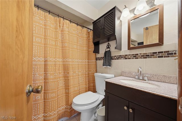 4040 Burton Drive, Stow, OH 44224