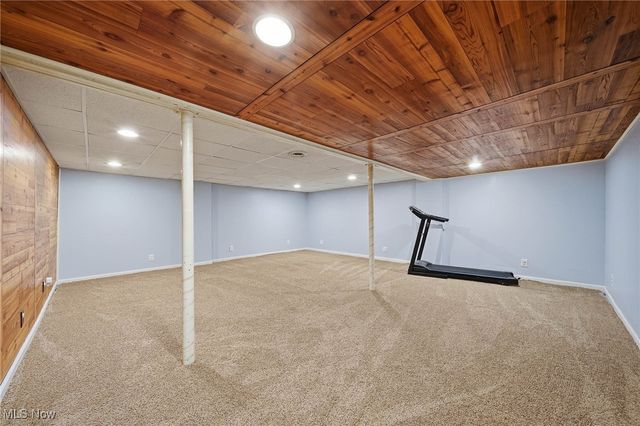 4040 Burton Drive, Stow, OH 44224