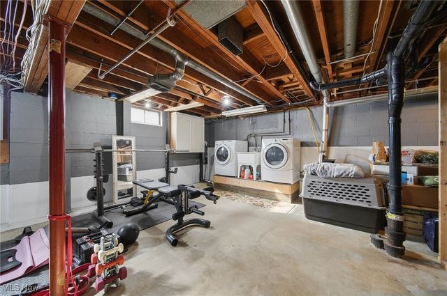 4040 Burton Drive, Stow, OH 44224