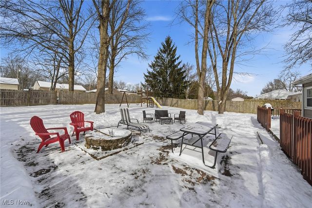 4040 Burton Drive, Stow, OH 44224