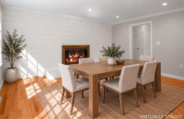15 Sheridan Road, Andover, MA 01810