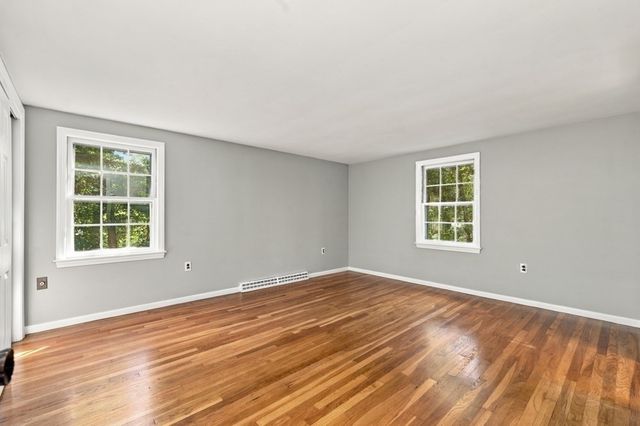 15 Sheridan Road, Andover, MA 01810