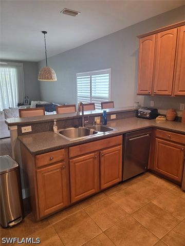 9670 Gladiolus Preserve CIR, Fort Myers, FL 33908