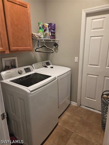 9670 Gladiolus Preserve CIR, Fort Myers, FL 33908