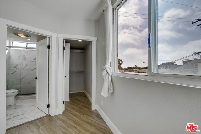 842 11th St 8A, Santa Monica, CA 90403