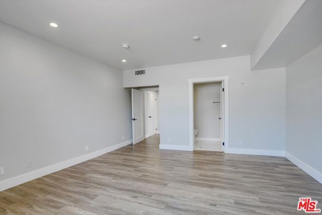 842 11th St 8A, Santa Monica, CA 90403