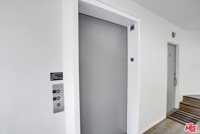 842 11th St 8A, Santa Monica, CA 90403