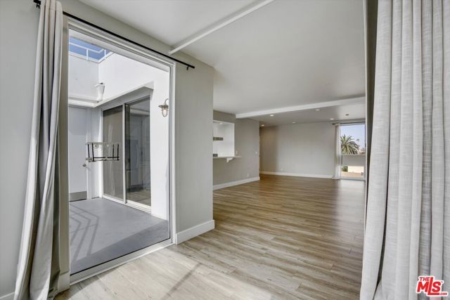 842 11th St 8A, Santa Monica, CA 90403
