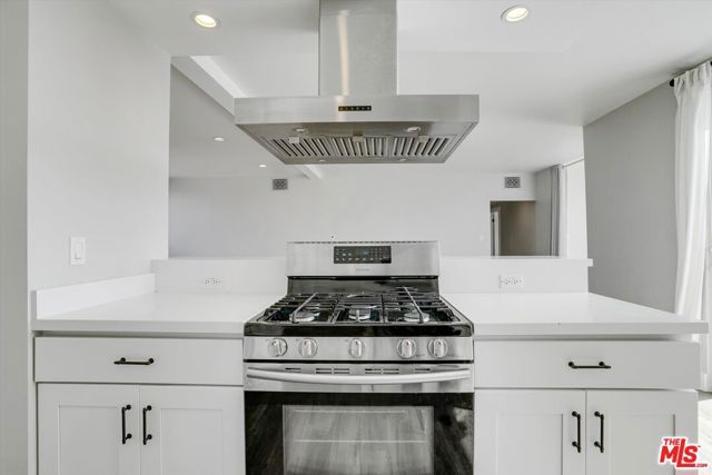 842 11th St 8A, Santa Monica, CA 90403
