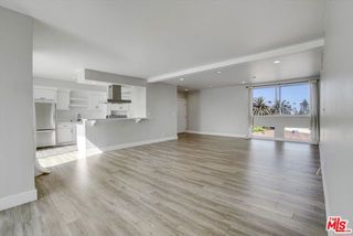 842 11th St 8A, Santa Monica, CA 90403