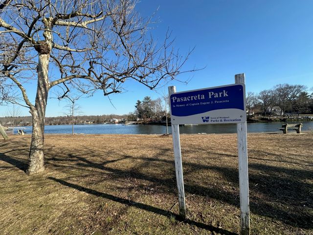 5 Saviano Lane, Westport, CT 06880