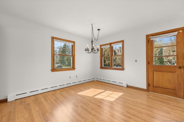 5 Saviano Lane, Westport, CT 06880