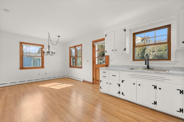 5 Saviano Lane, Westport, CT 06880