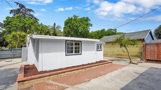 1249 S Garnsey, Santa Ana, CA 92707