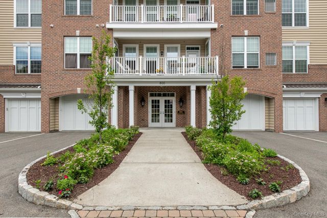 835 Regency Drive, Fishkill, NY 12524