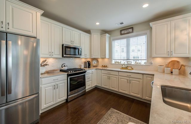 835 Regency Drive, Fishkill, NY 12524