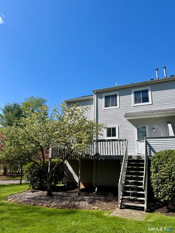 69 Northwest Drive 60, Plainville, CT 06062