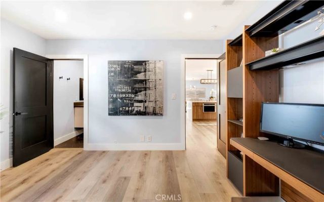 16688 Oldham Street, Encino, CA 91436