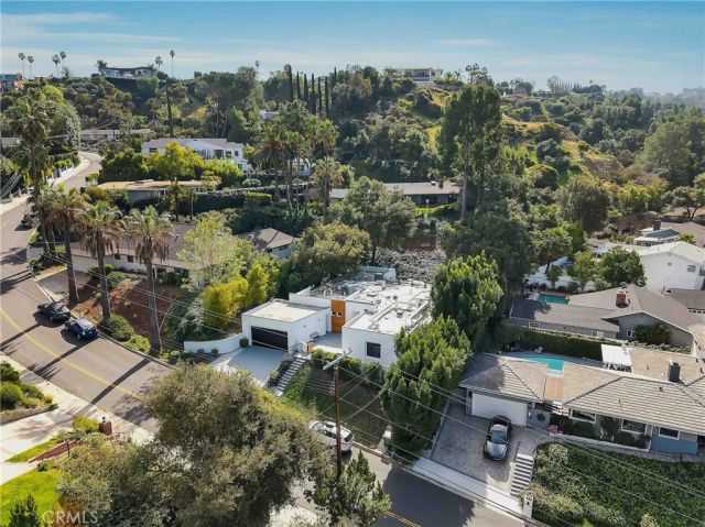 16688 Oldham Street, Encino, CA 91436
