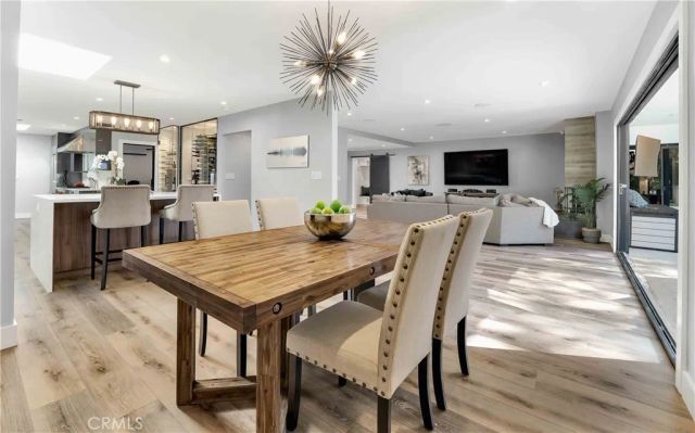 16688 Oldham Street, Encino, CA 91436