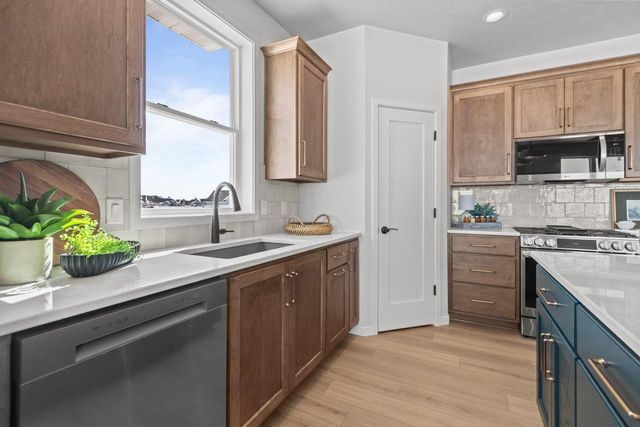 2380 SCHEURING ROAD, De Pere, WI 54115